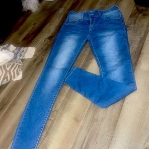Wallflower jeans